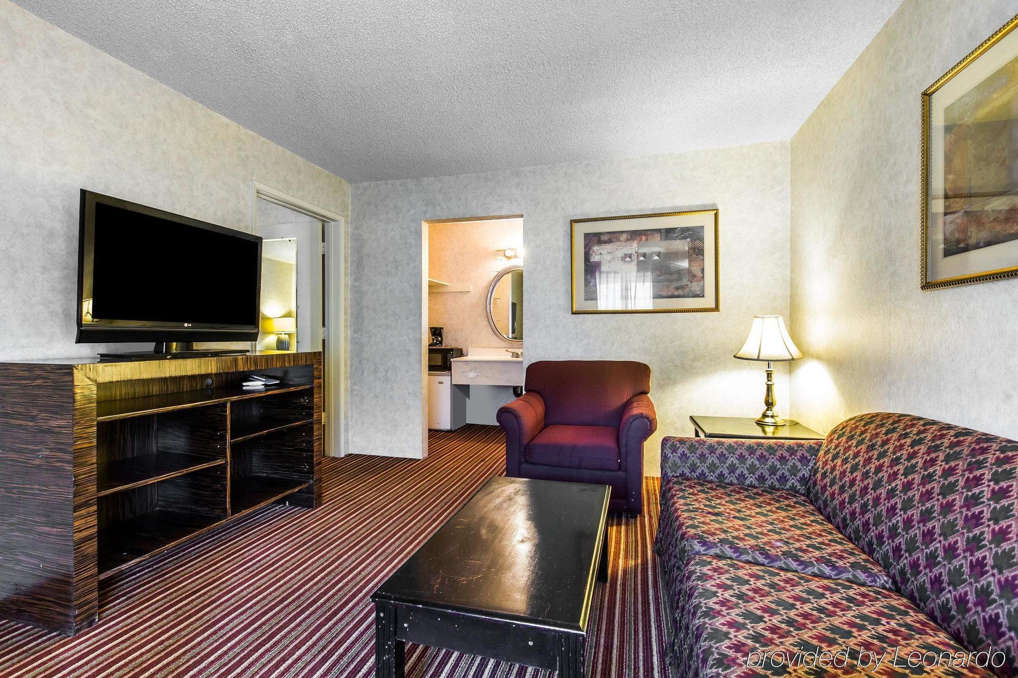 Rodeway Inn & Suites El Cajon San Diego East エクステリア 写真