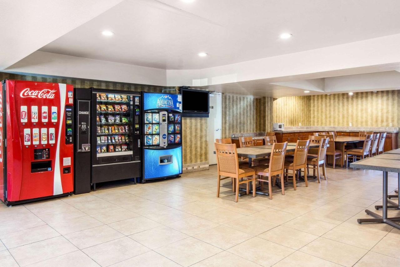 Rodeway Inn & Suites El Cajon San Diego East エクステリア 写真